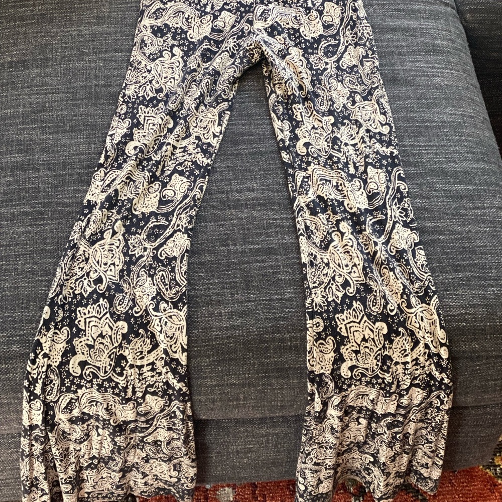 Novella Royale elastic waist flare leg pants